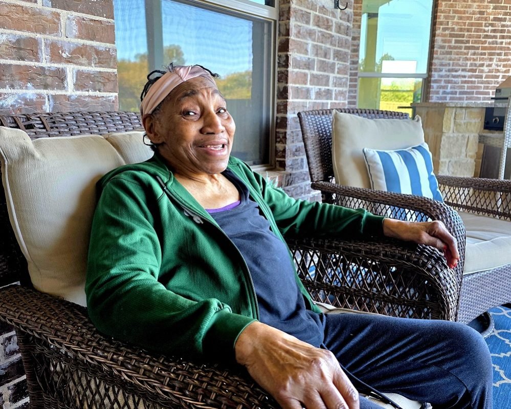 Miss Callie - Grand Pleasantville